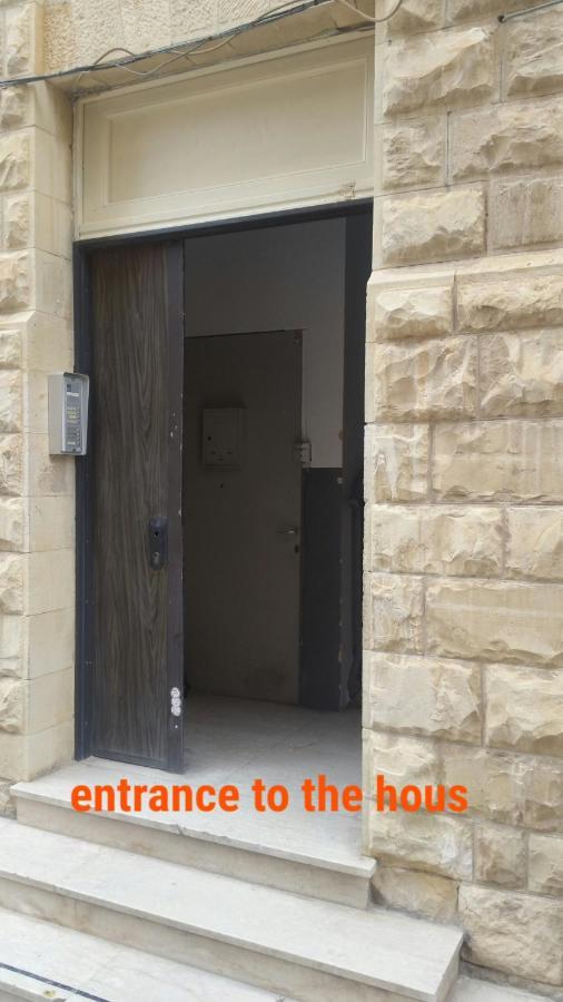 Guesthouse Comfy - Separate Rooms In The Apartment For A Relaxing Holiday ハイファ エクステリア 写真