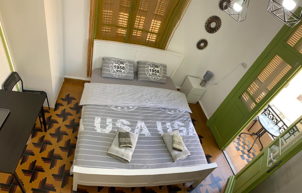 Guesthouse Comfy - Separate Rooms In The Apartment For A Relaxing Holiday ハイファ エクステリア 写真