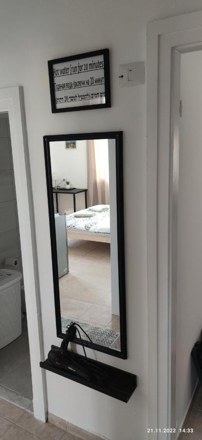 Guesthouse Comfy - Separate Rooms In The Apartment For A Relaxing Holiday ハイファ エクステリア 写真