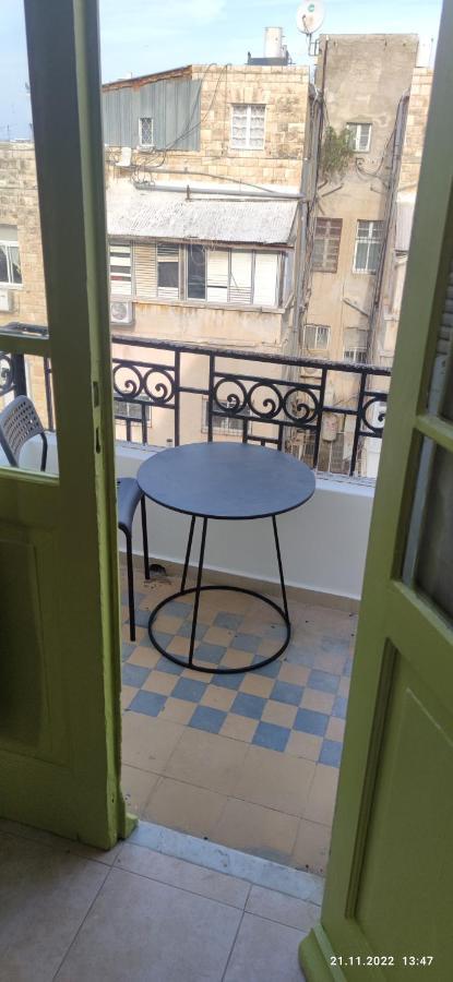 Guesthouse Comfy - Separate Rooms In The Apartment For A Relaxing Holiday ハイファ エクステリア 写真