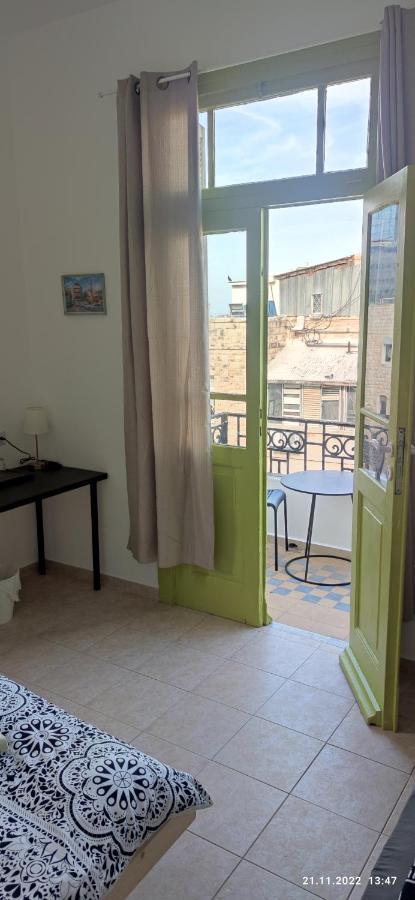 Guesthouse Comfy - Separate Rooms In The Apartment For A Relaxing Holiday ハイファ エクステリア 写真