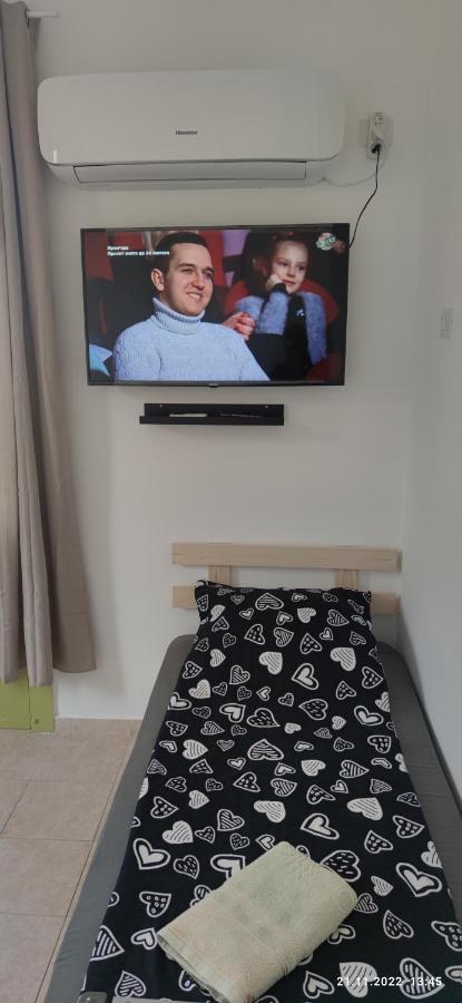 Guesthouse Comfy - Separate Rooms In The Apartment For A Relaxing Holiday ハイファ エクステリア 写真